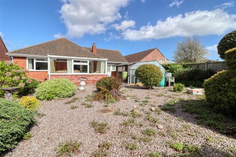 3 bedroom bungalow for sale, Frinton on Sea CO13