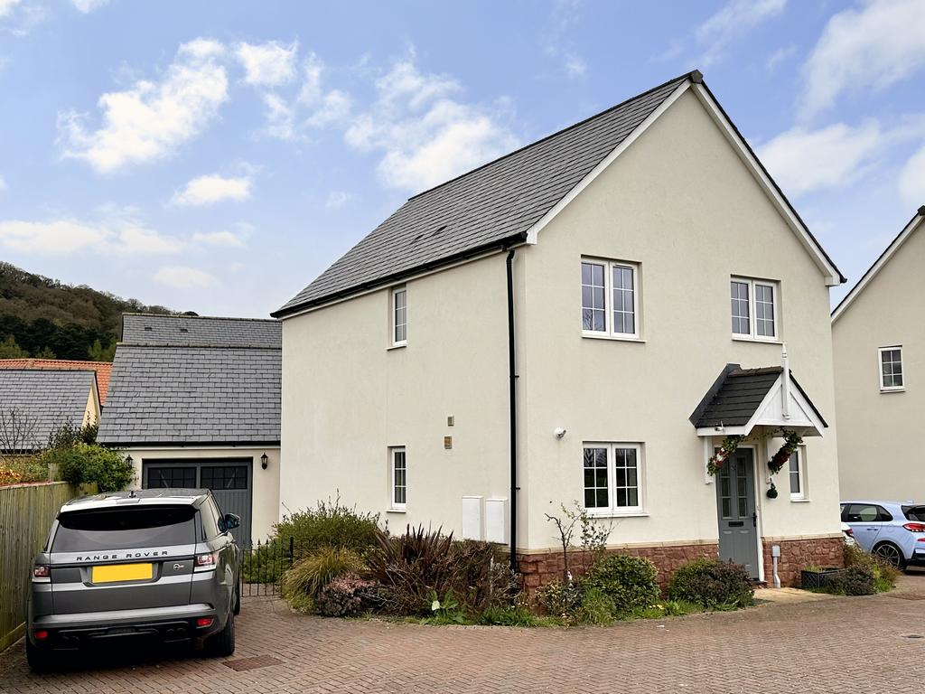 Marsh Gardens, Dunster TA24 3 bed detached house £299,950