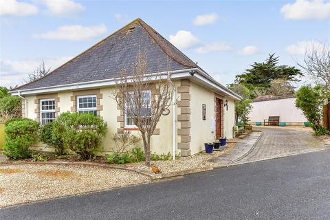 3 bedroom chalet for sale, Waters Edge, Bouldnor, Yarmouth, Isle of Wight