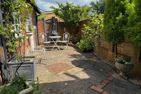 3 bedroom terraced house for sale, The Street, Long Sutton, Hampshire