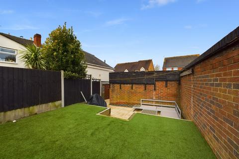 7 Goodwin Court, Gloucester, GL1 5AF