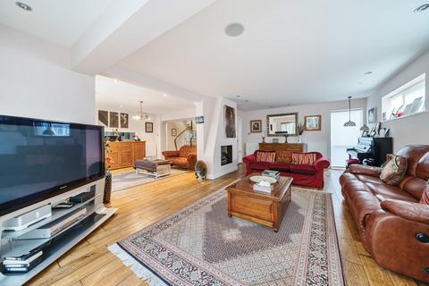 6 bedroom detached house for sale, Westleigh Drive, Bromley