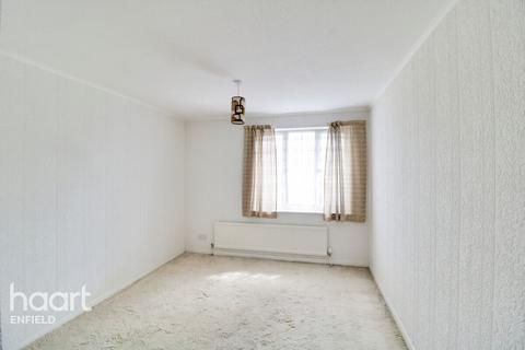 2 Aldbury Mews, London, N9 9JD