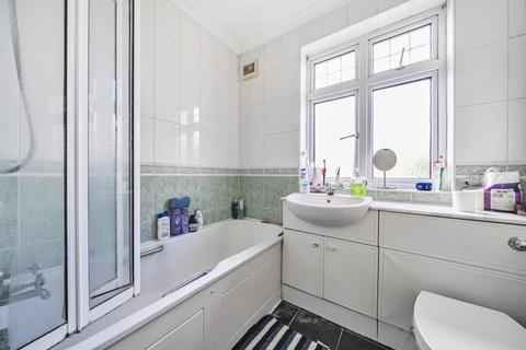 152 Radnor Avenue, Welling, DA16 2BY