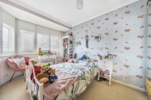 152 Radnor Avenue, Welling, DA16 2BY
