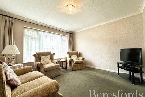 23 Dury Falls Close, Hornchurch, RM11 3AX