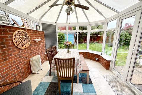 4 bedroom detached house for sale, Bakewell Drive, Stone, ST15