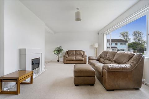 15 Wigmore Gardens, Weston-super-mare, BS22 9AQ