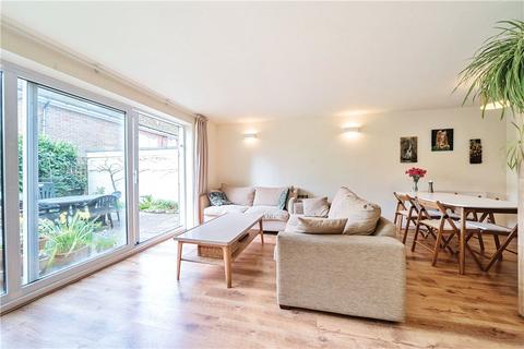 3 bedroom end of terrace house for sale, Chesham Court, Northwood, Middlesex