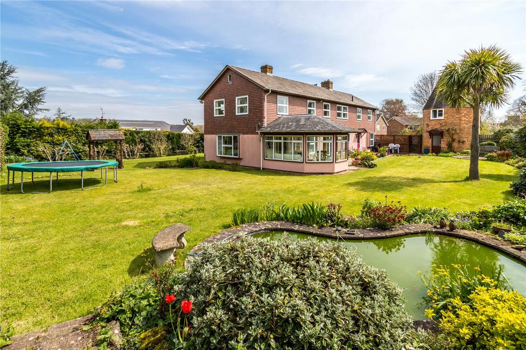 Garden View To House