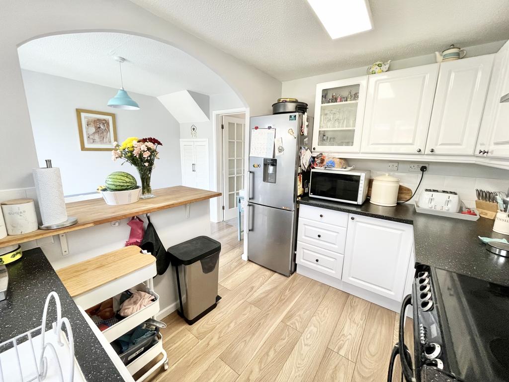 Kitchen   Dining Area