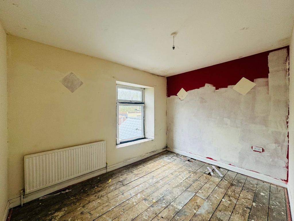 Pennant Street, Ebbw Vale 3 bed terraced house for sale £80,000