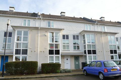 4 bedroom terraced house to rent, Revere Way, Epsom, Surrey, KT19