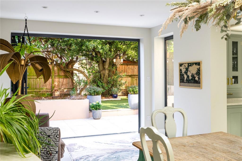 Kitchen/Garden