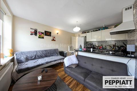 3 bedroom apartment to rent, Essex Road, Islington, N1