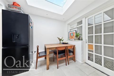2 bedroom terraced house for sale, Pawsons Road, Croydon