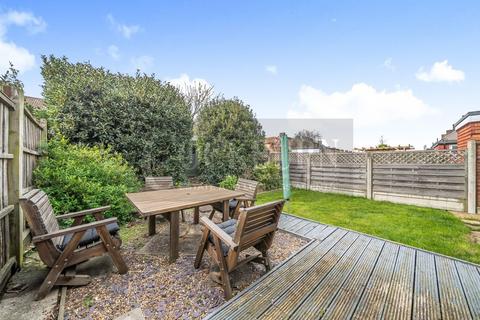54 Thursley Road, London, SE9 4HN