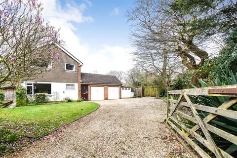 21 Carleton Close, Hook, RG27 9NB