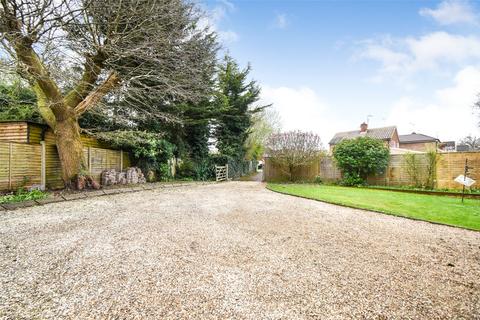 21 Carleton Close, Hook, RG27 9NB