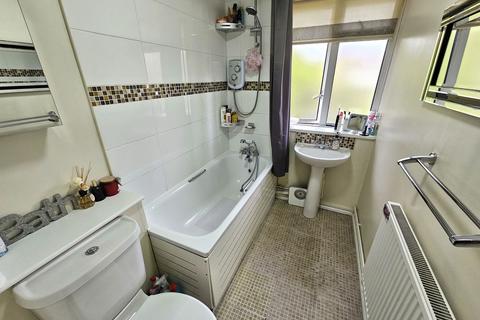 Flat 11, Oldfield House Devonshire Road, Chiswick, London, W4 2AP