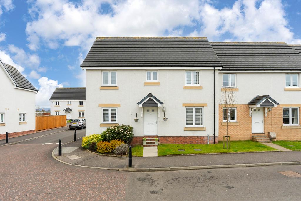 Pikes Pool Drive, Kirkliston EH29 5 bed semidetached villa for sale