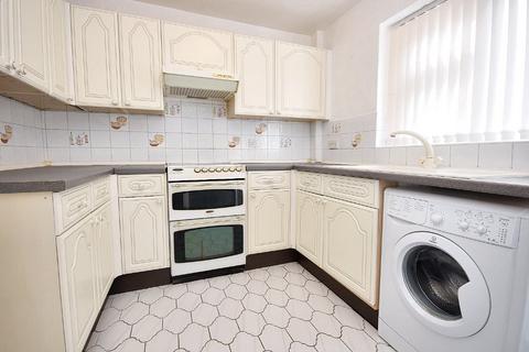 2 bedroom bungalow for sale, Forest Close, Wakefield, West Yorkshire