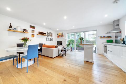 Apartment 4, 67 Green Dale, London, SE5 8JZ