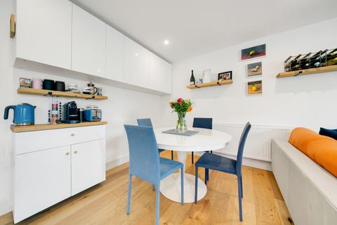 Apartment 4, 67 Green Dale, London, SE5 8JZ