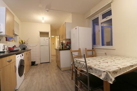 undefined, Western Avenue, London, W3