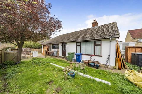 4 bedroom detached bungalow for sale, Fritwell,  Oxfordshire,  OX27