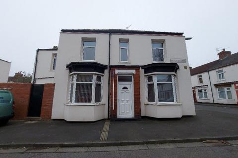 3 bedroom detached house to rent, St. Peters Road, Stockton-on-tees TS18