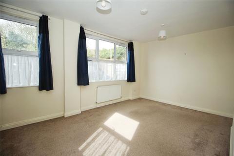 2 bedroom flat to rent, Holsworthy, Devon