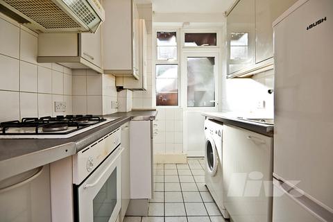 2 bedroom flat to rent, Charlbert Street, London NW8