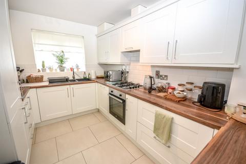 3 bedroom end of terrace house for sale, Mowbray Villas, South Shields