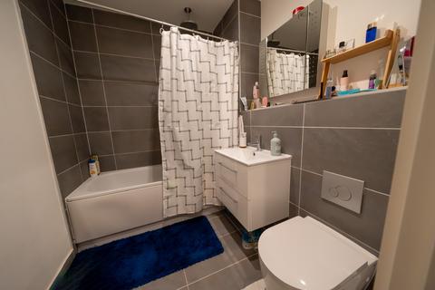 1 bedroom flat to rent, Royal Crescent Apartments, Southampton