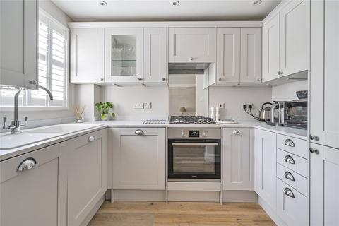 2 bedroom flat for sale, Ravens Close, Surbiton KT6