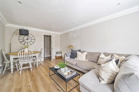 2 bedroom flat for sale, Ravens Close, Surbiton KT6