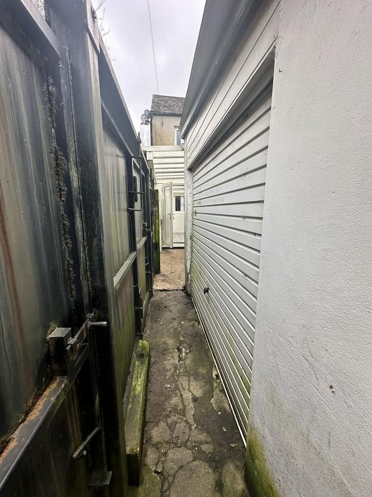 Rear lane