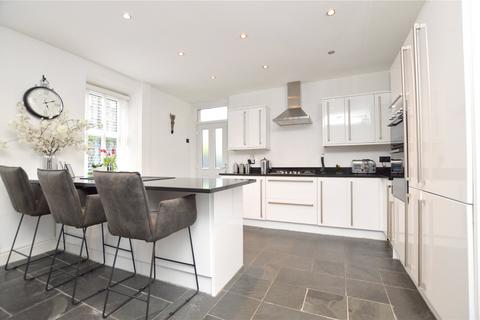 3 bedroom end of terrace house for sale, Thornhill Street, Calverley, Pudsey, West Yorkshire