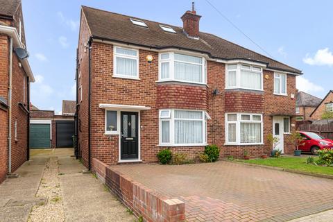 4 Bradshawe Waye, Uxbridge, UB8 3RQ