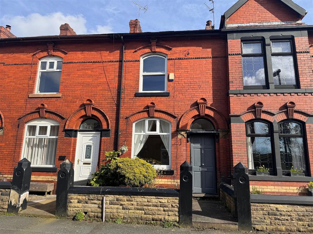 30 Glen Grove, Royton 2 bed terraced house for sale £175,000