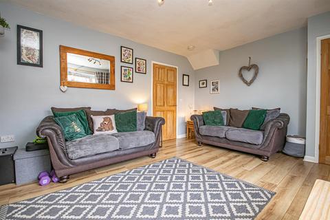 29 Johnson Road, Uttoxeter, ST14 7AR