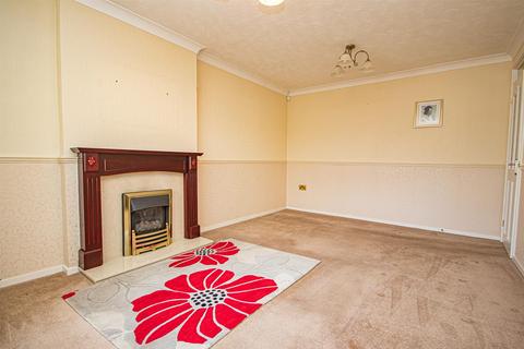 46 Kimberley Drive, Uttoxeter, ST14 7EH
