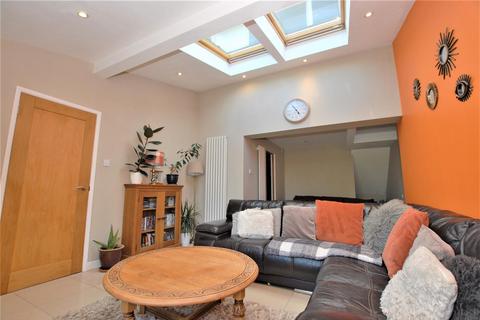 23 Didcot Drive, Marchington, Uttoxeter, ST14 8LT