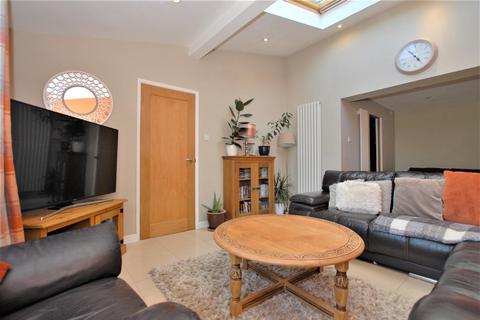 23 Didcot Drive, Marchington, Uttoxeter, ST14 8LT