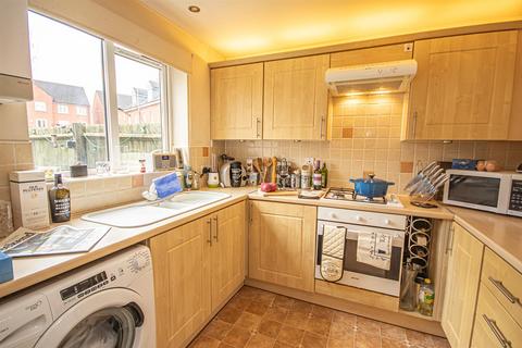 3 bedroom semi-detached house for sale, Russell Close, Uttoxeter ST14