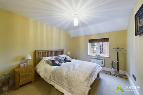 2 bedroom flat for sale, South Street, Ashby-De-La-Zouch LE65