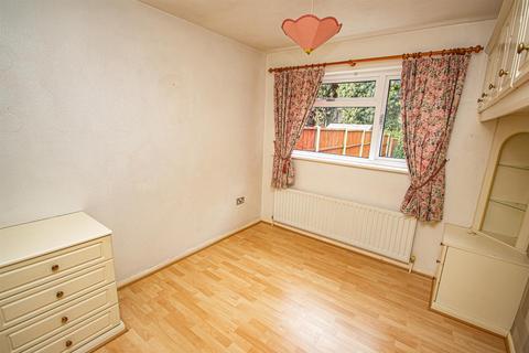 17 Greenacres Drive, Uttoxeter, ST14 7EB