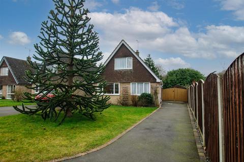 18 Hawksley Drive, Rolleston On Dove, Burton-on-trent, DE13 9DR