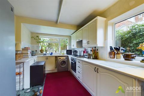 10 Oaklands Road, Etwall, Derby, DE65 6JD